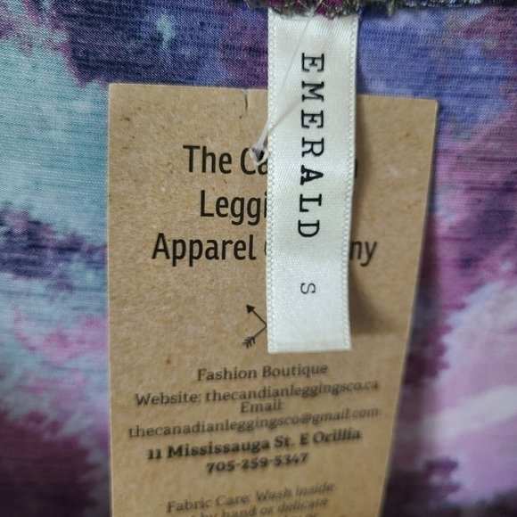 EMERALD 3/4 Sleeve Watercolor Tunic Top Size Small NWT - Picture 6 of 6